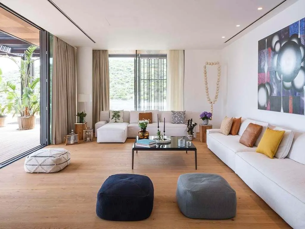 Kempinski Barbaros Residences ムーラ ホテル