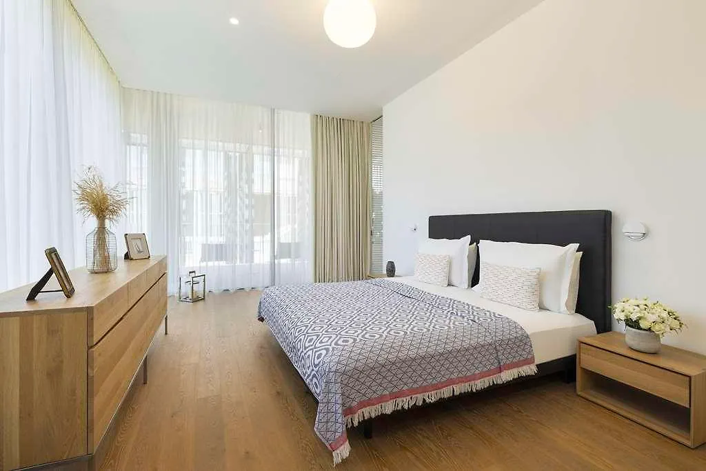 Kempinski Barbaros Residences ムーラ ホテル